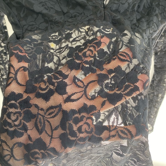 Black lace bodysuit - Picture 3 of 4